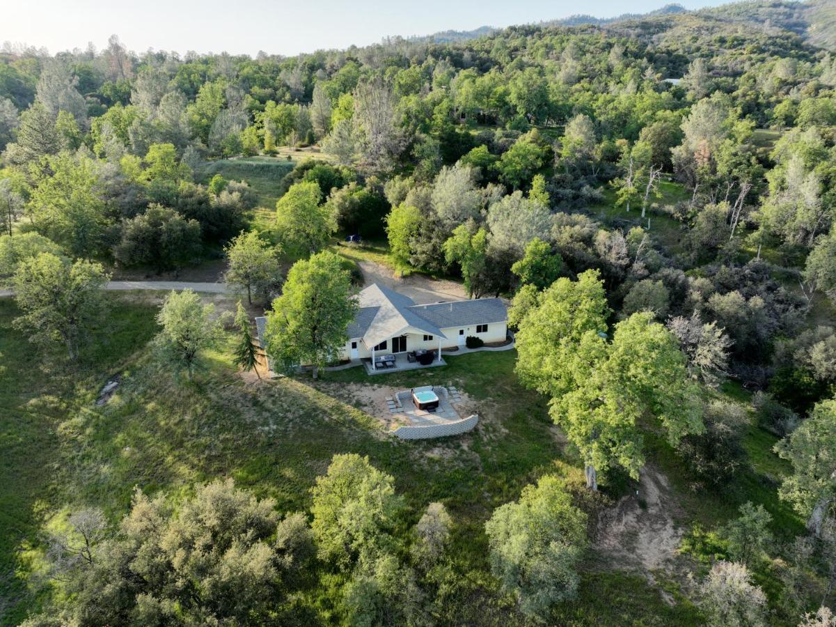 Glamour Mountain Getaway By Casa Oso With Views And Spa Oakhurst Exterior foto