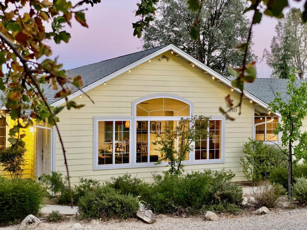 Glamour Mountain Getaway By Casa Oso With Views And Spa Oakhurst Exterior foto
